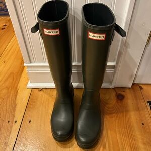 Hunter Green Classic Rain Boots